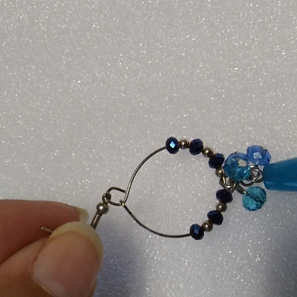 Nwt Blue Crystal Earrings - Picture 5 of 5